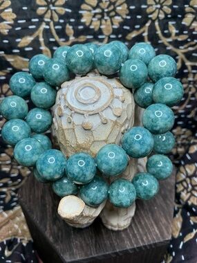 Blue Water Jade 12mm (one)